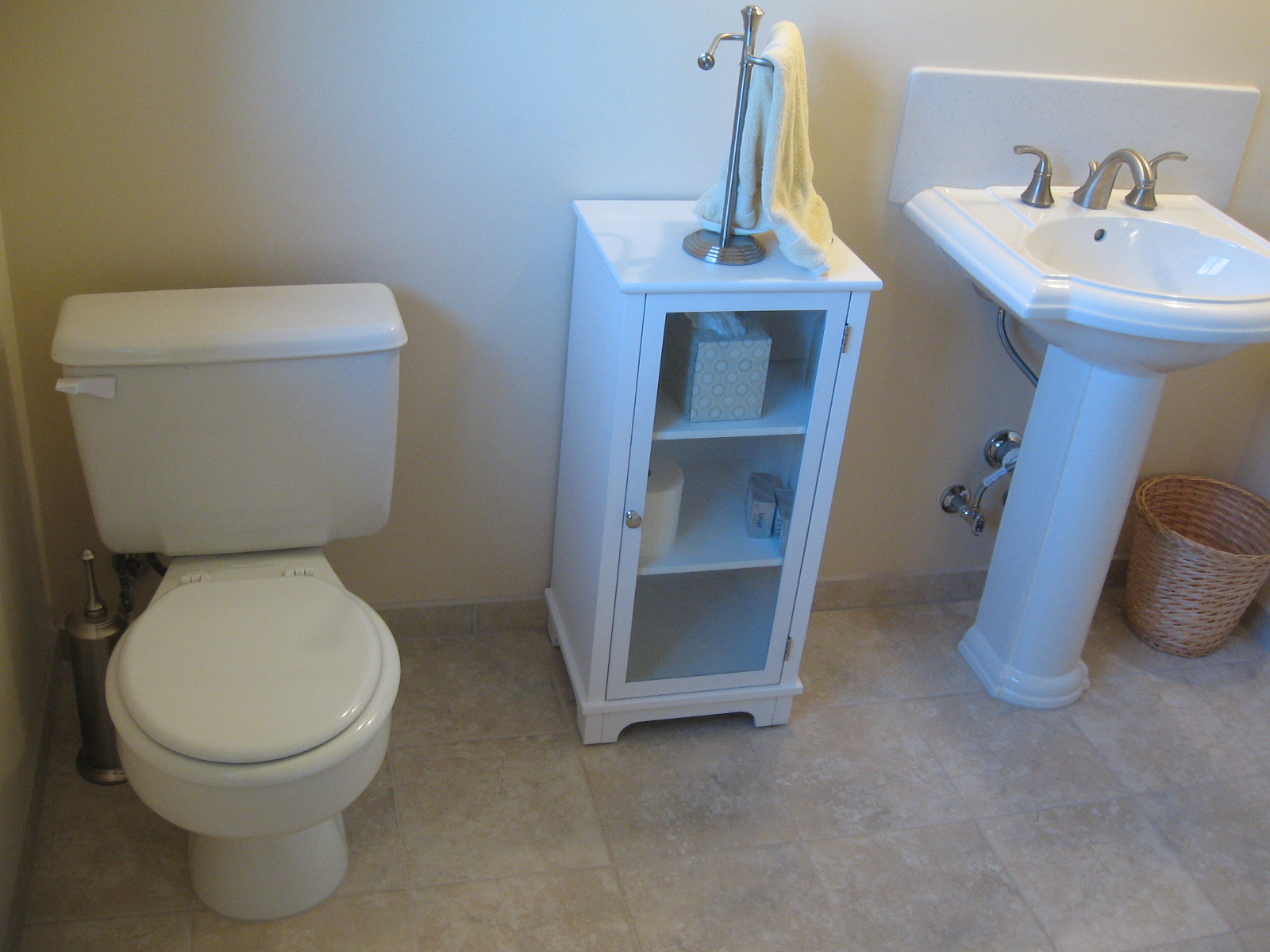 Peter's Upstairs Bathroom