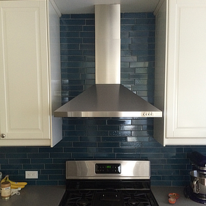 Jeff & Beth’s Range Hood